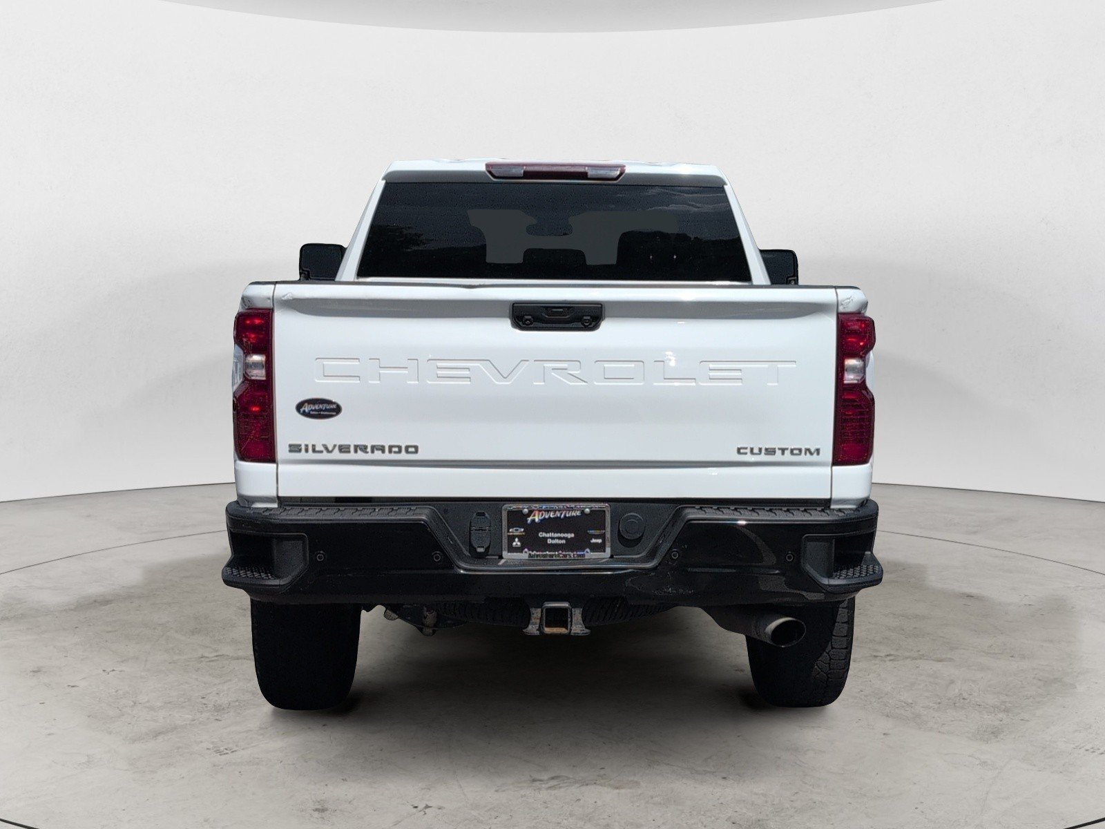 Used 2024 Summit White Chevrolet Custom image 4