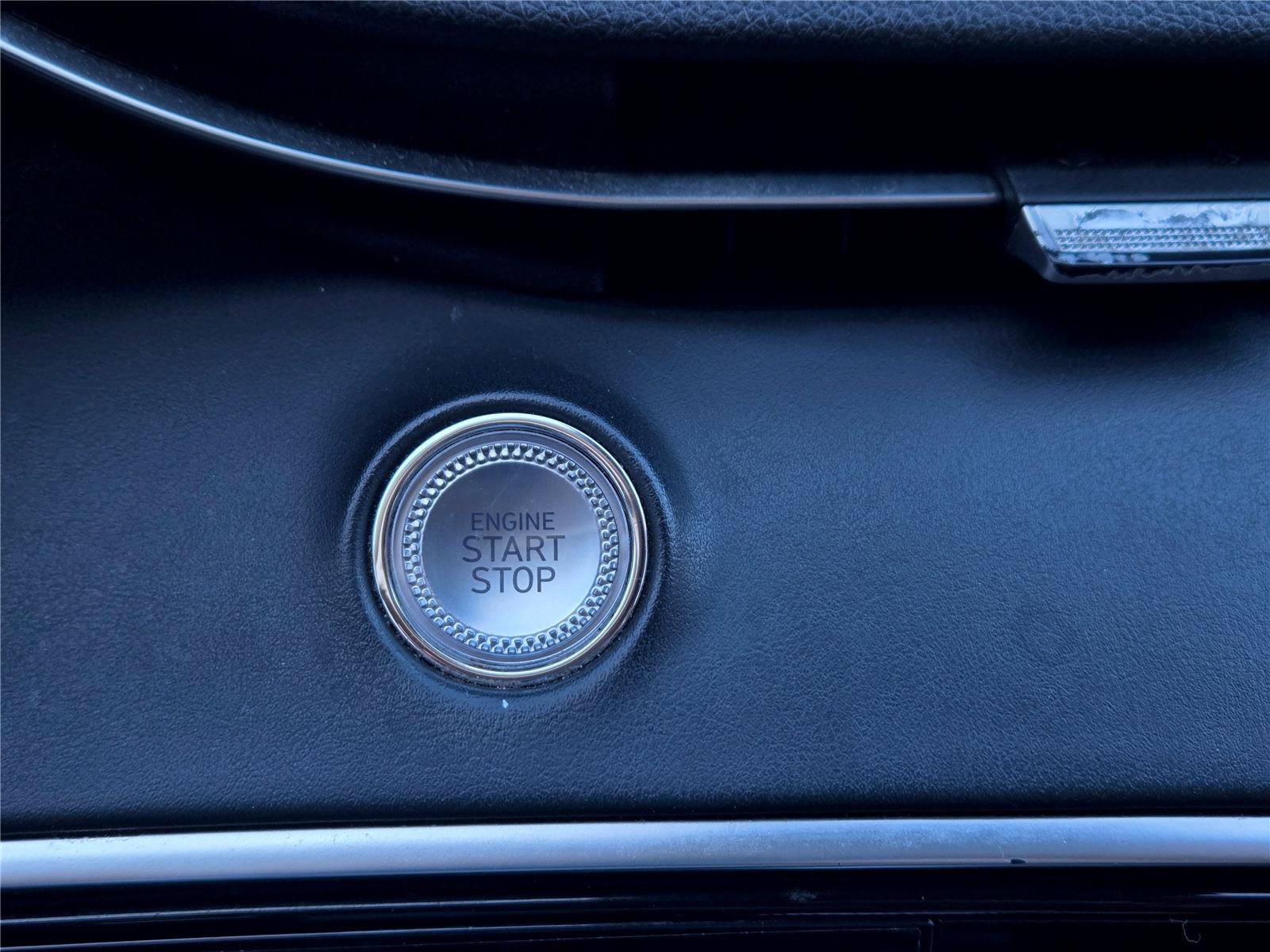 2022 GENESIS GV70 Standard - Photo 27