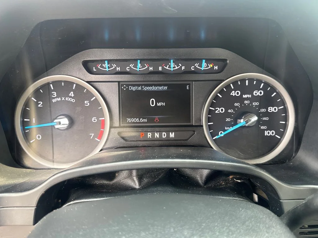 Used 2021 Oxford White Ford XL image 31
