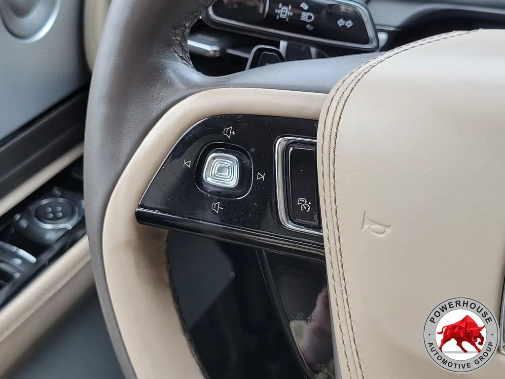 Used 2021 Brown Lincoln Reserve image 33