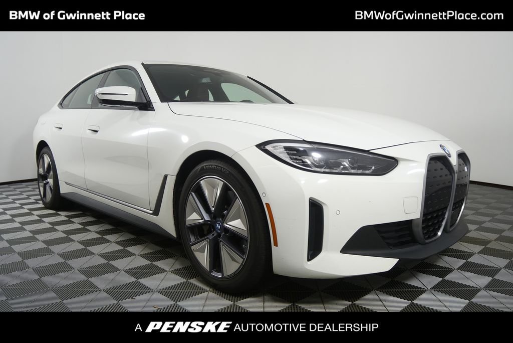 2023 BMW i4 eDrive40's photo
