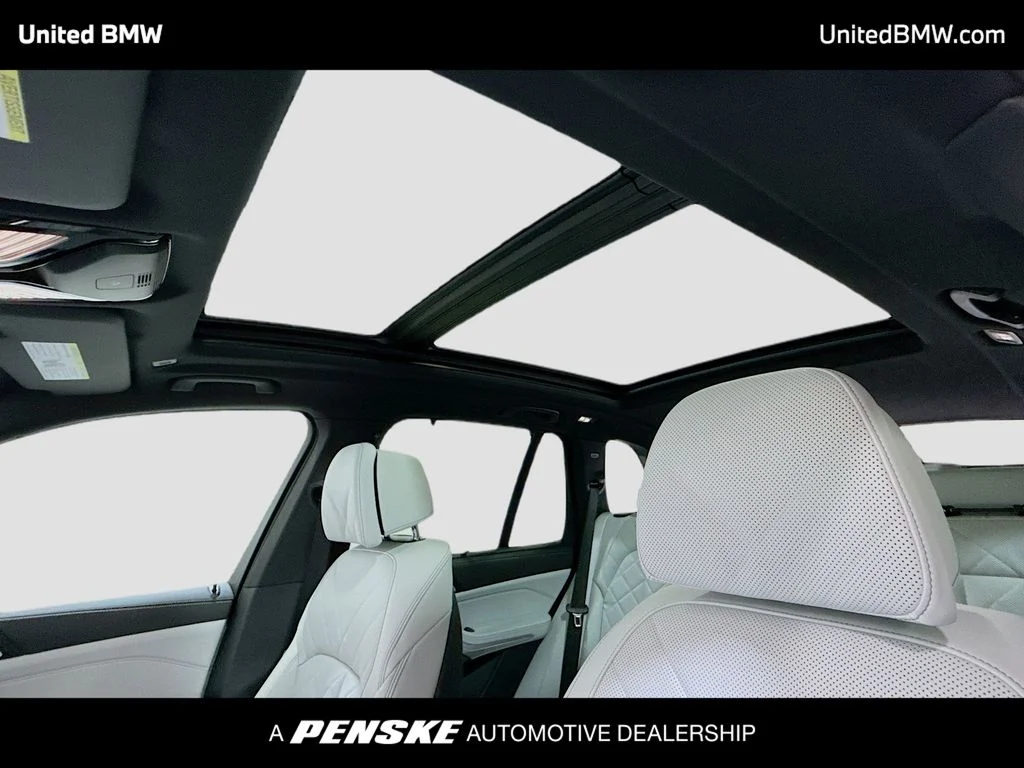 New 2026 Skyscraper Grey Metallic BMW xDrive50e image 12