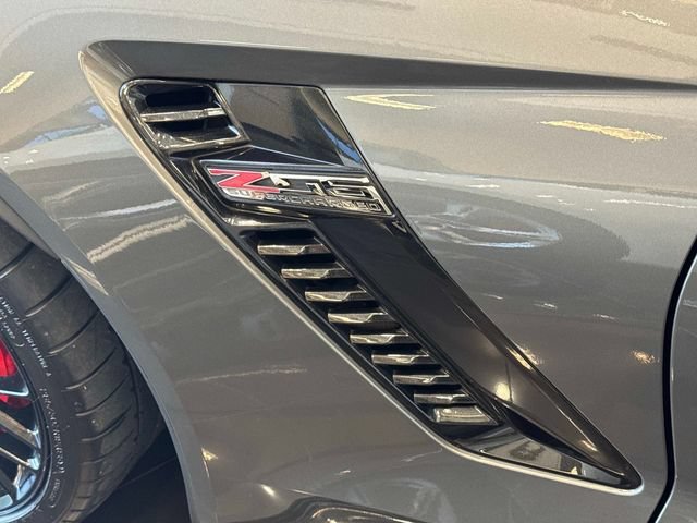 2015 Chevrolet Corvette Z06 - Photo 8