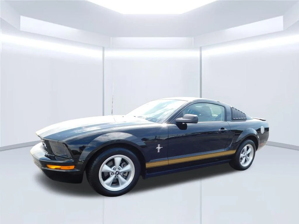Used 2008 Black Ford V6 Premium image 7
