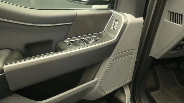 New 2026 Carbonized Gray Metallic Ford XLT image 14