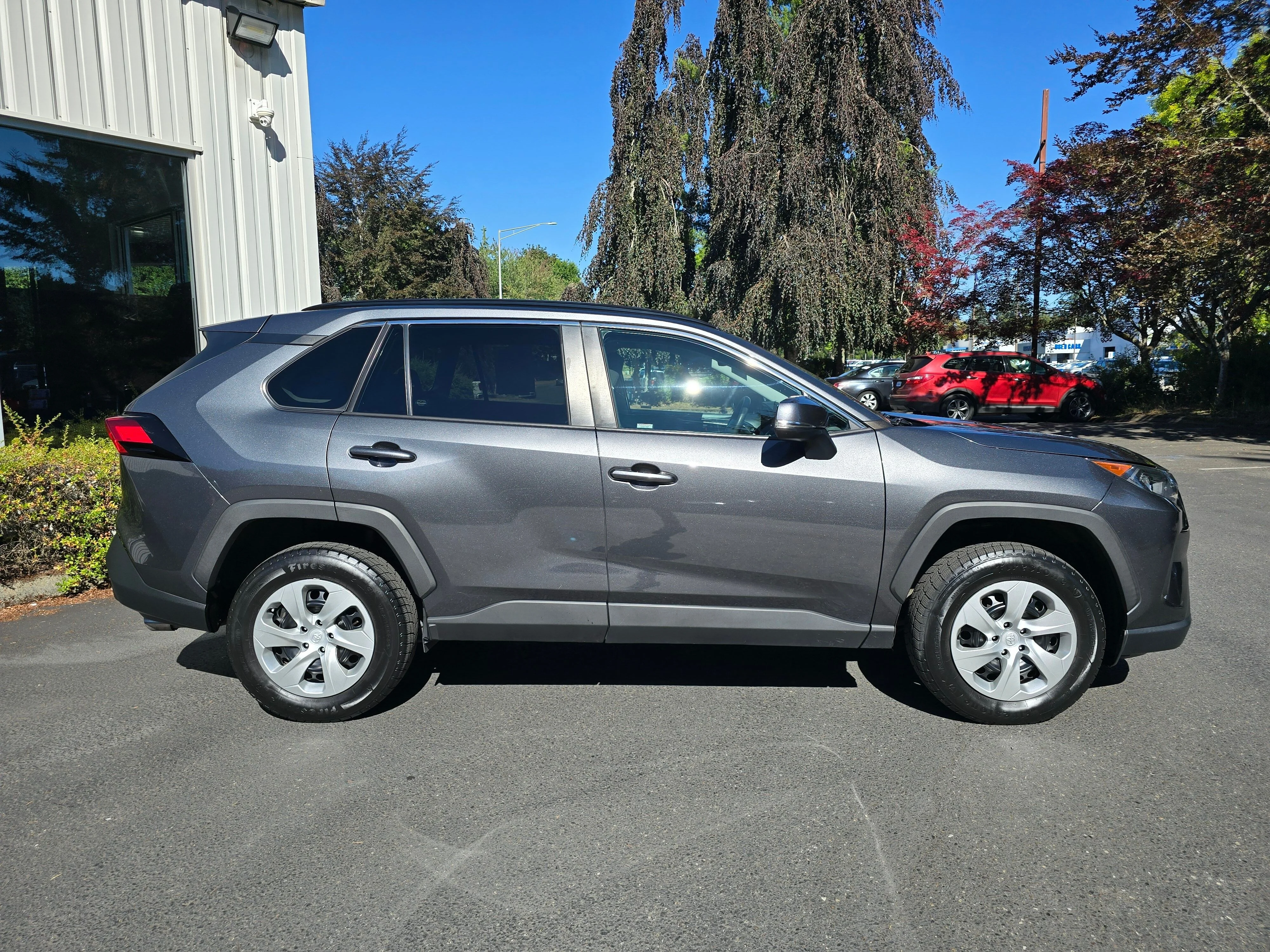 Used 2020 Magnetic Gray Metallic Toyota LE image 3