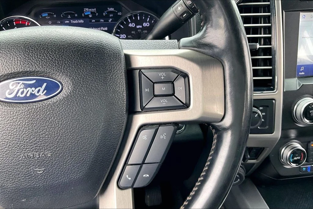 Used 2020 White Ford Platinum image 18