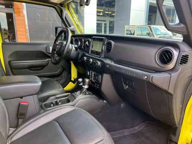 Used 2022  Jeep Unlimited High Tide image 28