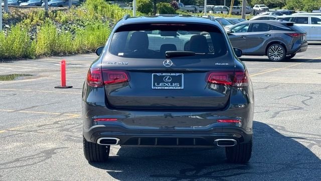 Used 2022 Gray Mercedes-Benz GLC 300 image 5