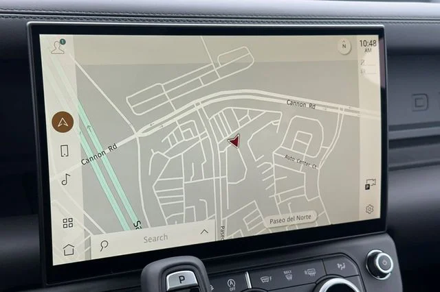 New 2026 Santorini Black Land Rover X-Dynamic SE image 18
