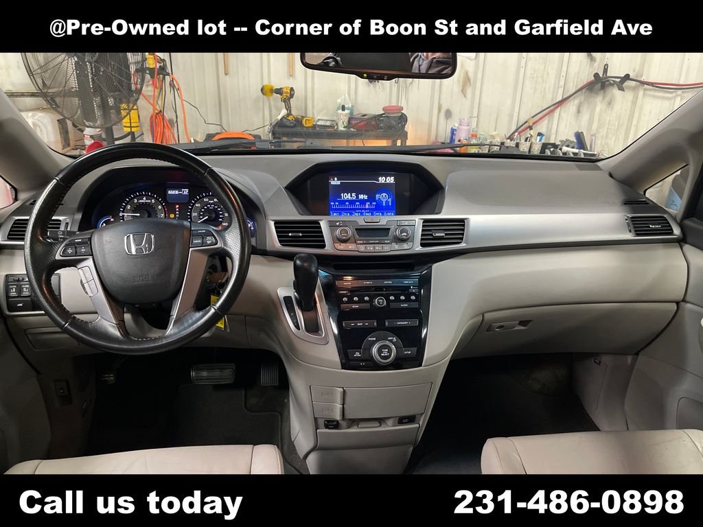 Used 2012  Honda EX-L image 17