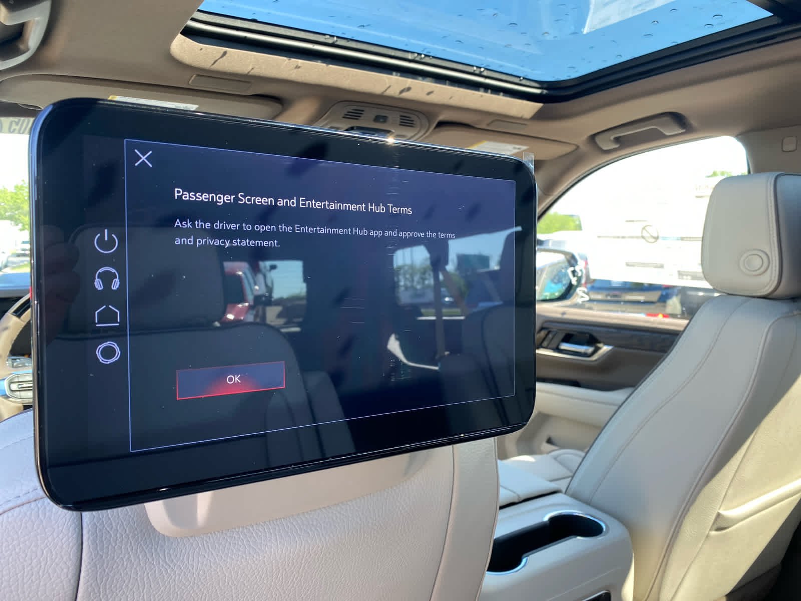 2026 GMC Yukon XL Denali - Photo 23