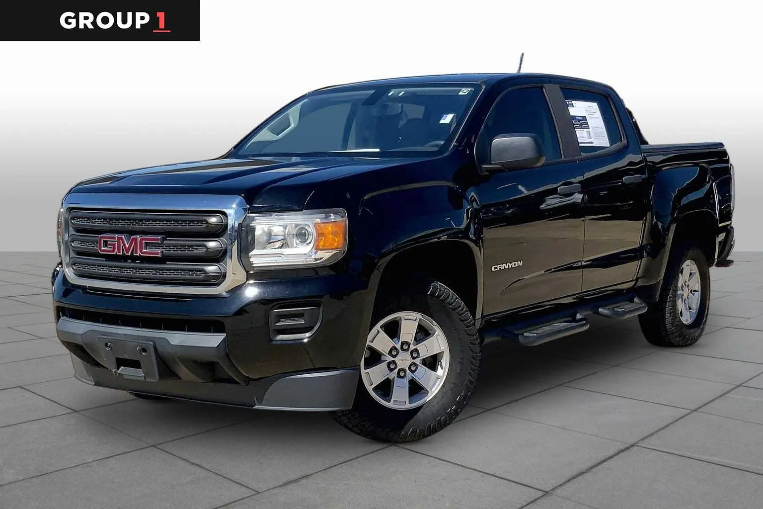 Used 2018 ONYX BLACK GMC 2WD image 1