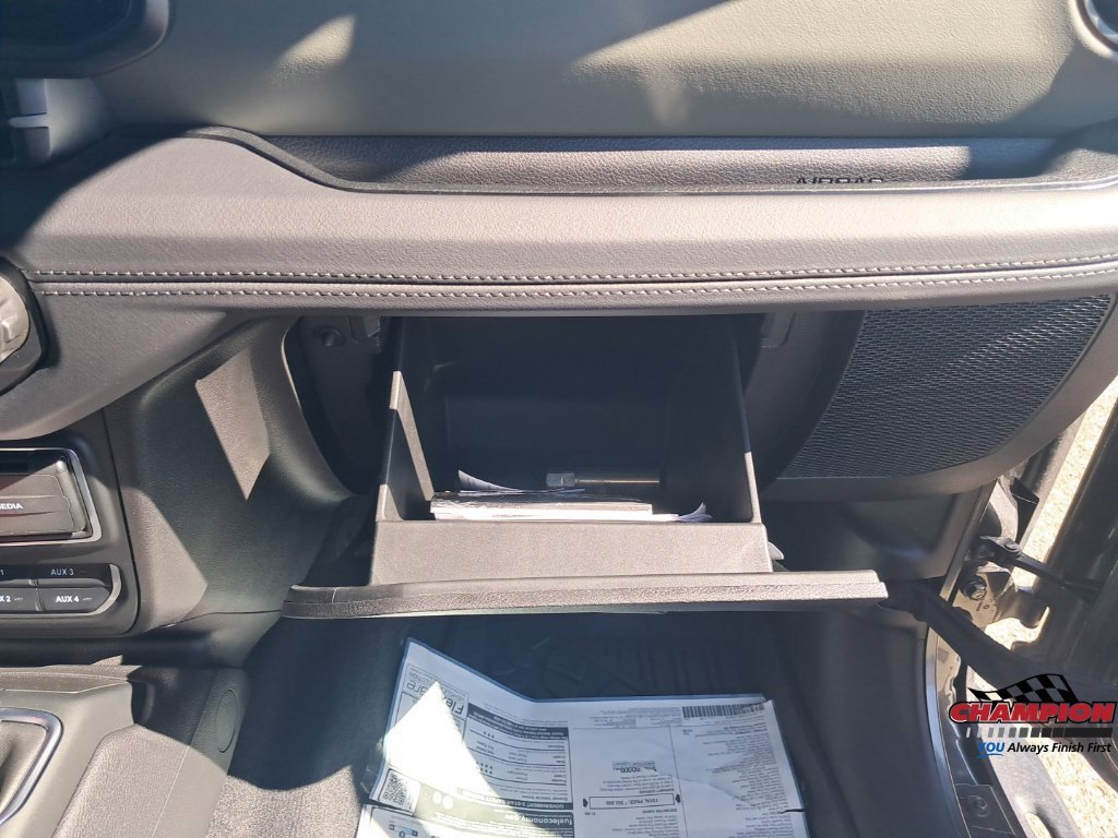 Used 2025 Gray Jeep Mojave image 23