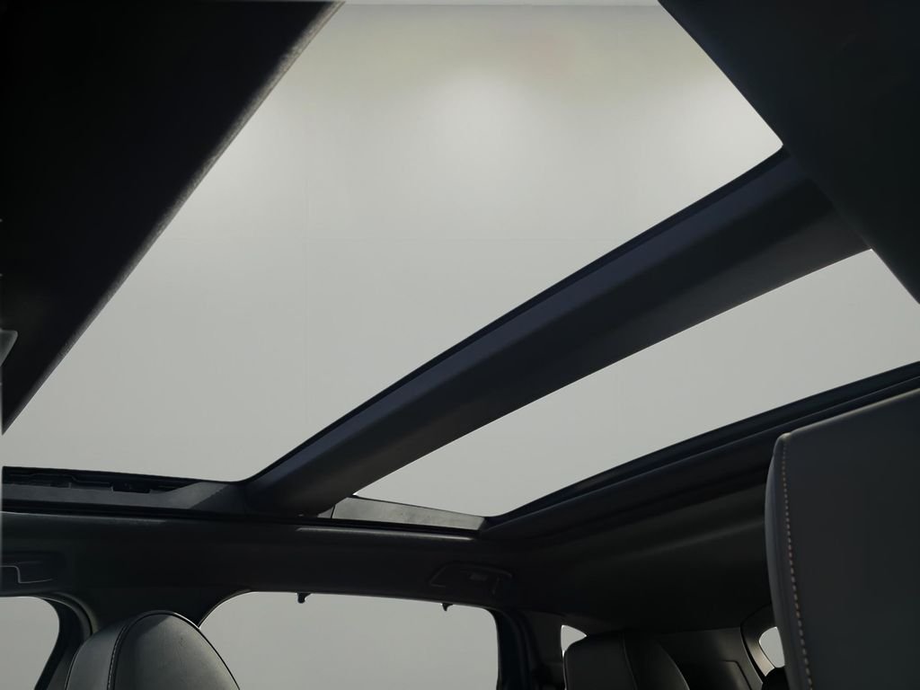 New 2026 Jet Black Mica Mazda 3.3 Turbo S Premium image 23
