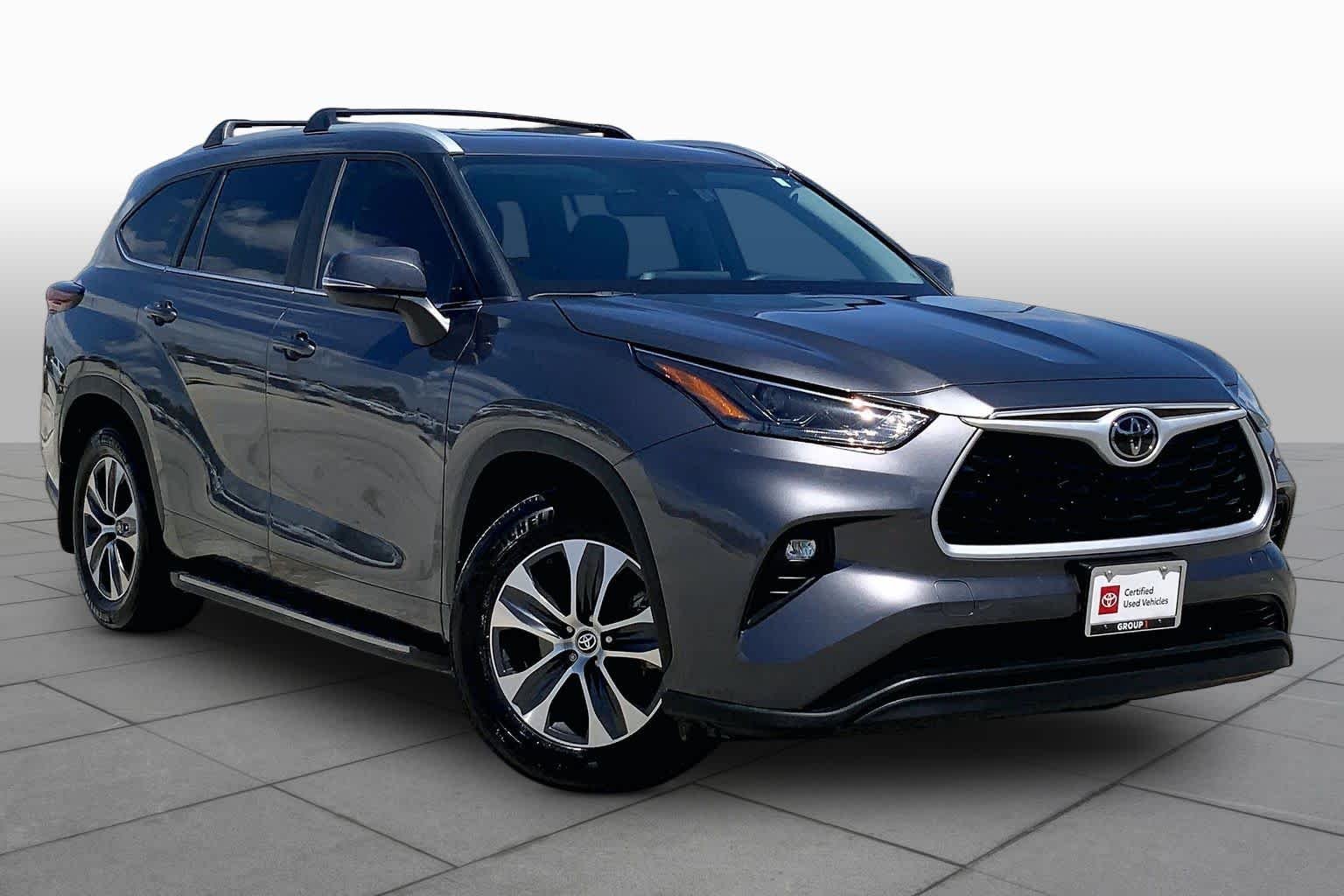 Used 2024 Magnetic Gray Metallic Toyota XLE image 3