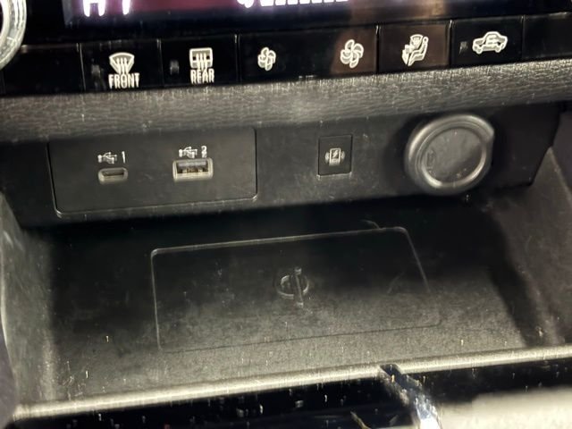 Used 2024 Gray Mitsubishi  image 30