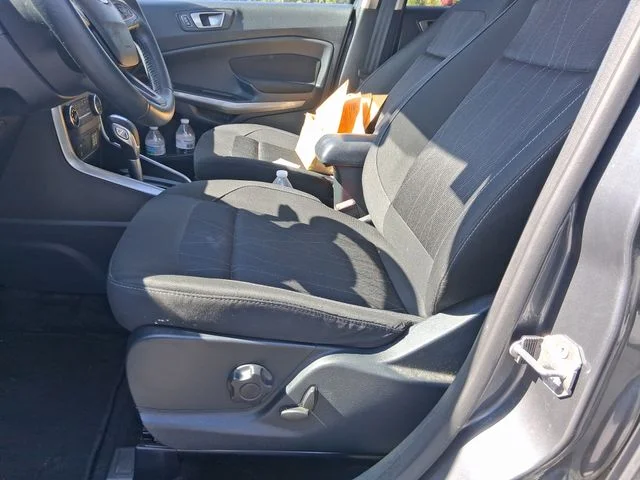 Used 2020 Gray Ford SE image 3