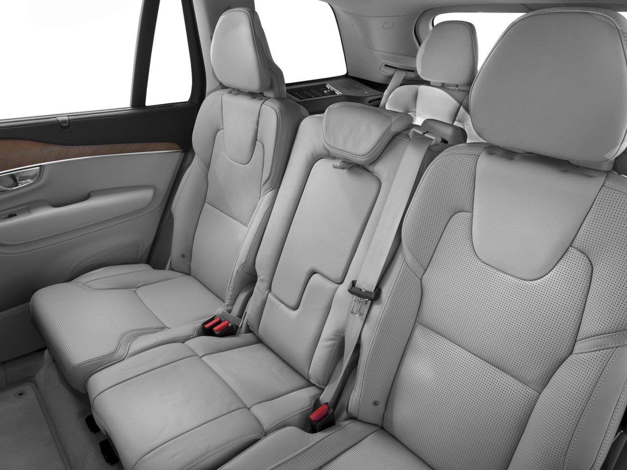 Used 2016 Crystal White Pearl Volvo T6 Momentum image 8