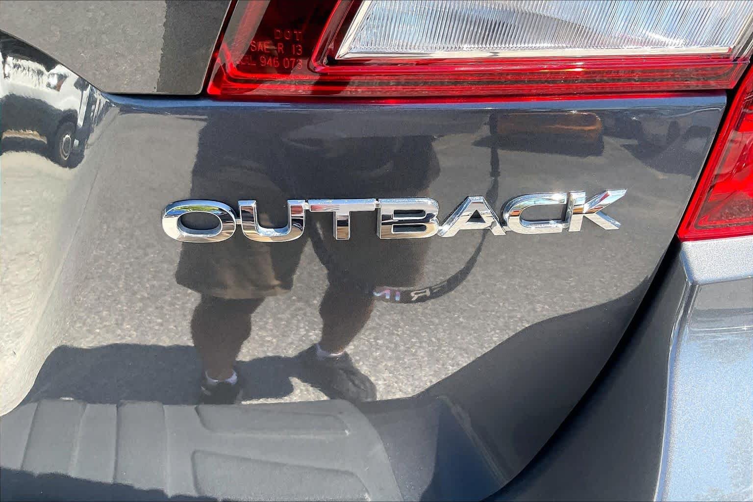 Used 2019 Magnetite Gray Metallic Subaru Limited image 9