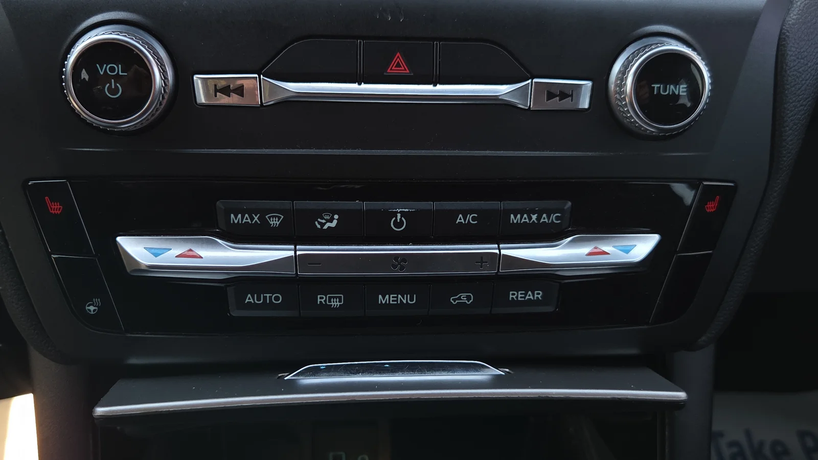 Used 2020 Gray Ford XLT image 29