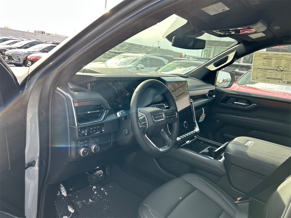 2026 GMC YUKON XL - Image 17