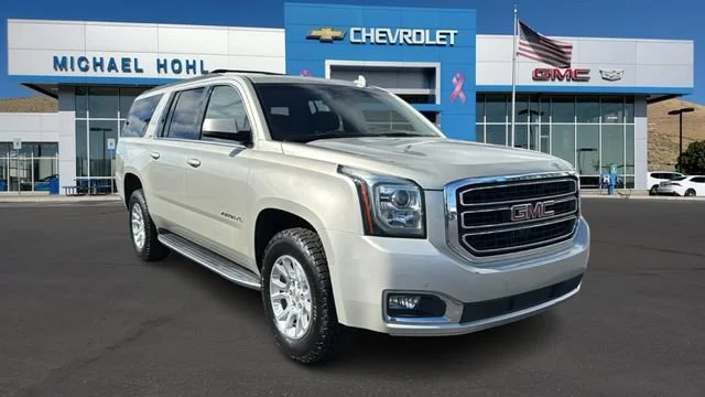 2017 GMC Yukon 4WD SLE's photo