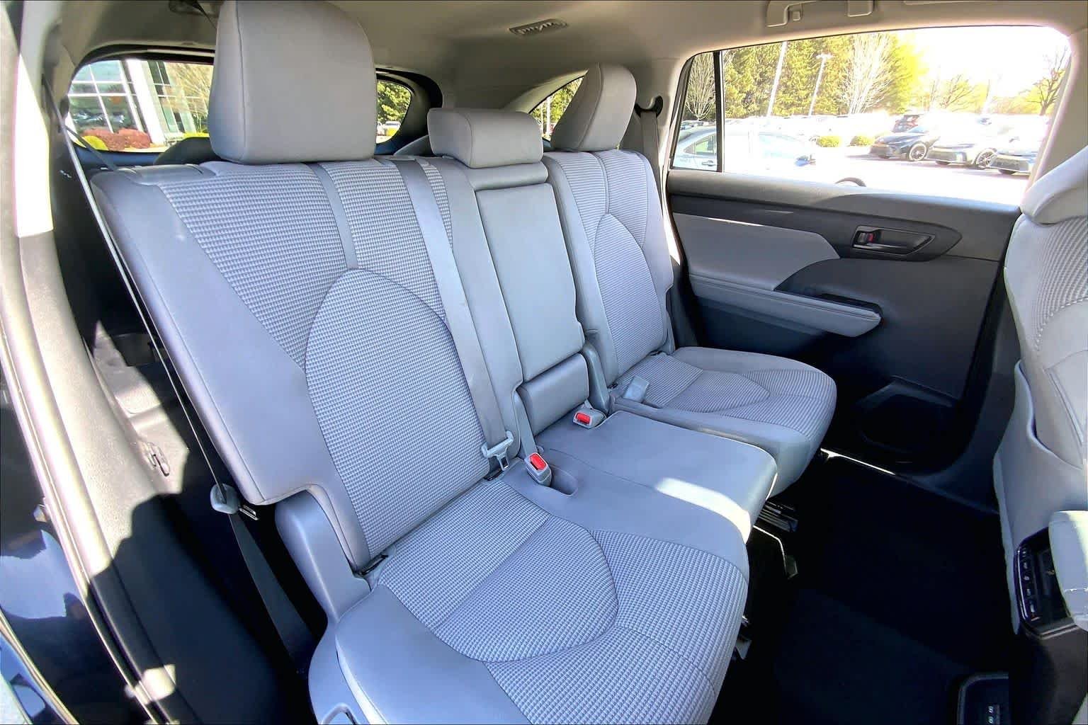 Used 2023 Midnight Black Metallic Toyota LE image 33