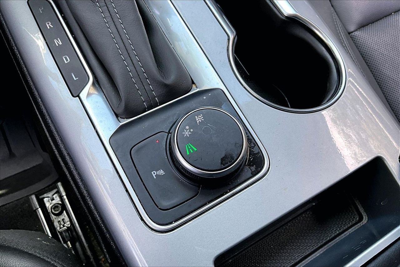 Used 2020 Gray Chevrolet LT image 25