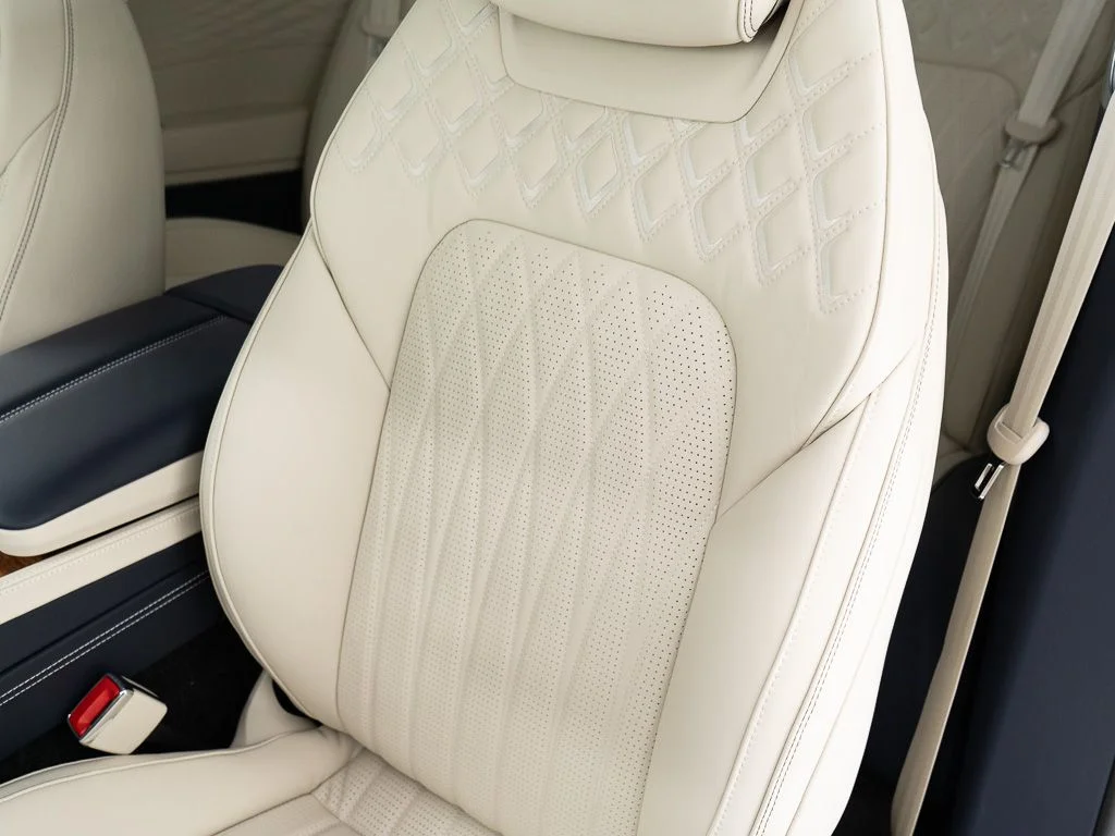 New 2026 Glacier White Bentley Azure image 18