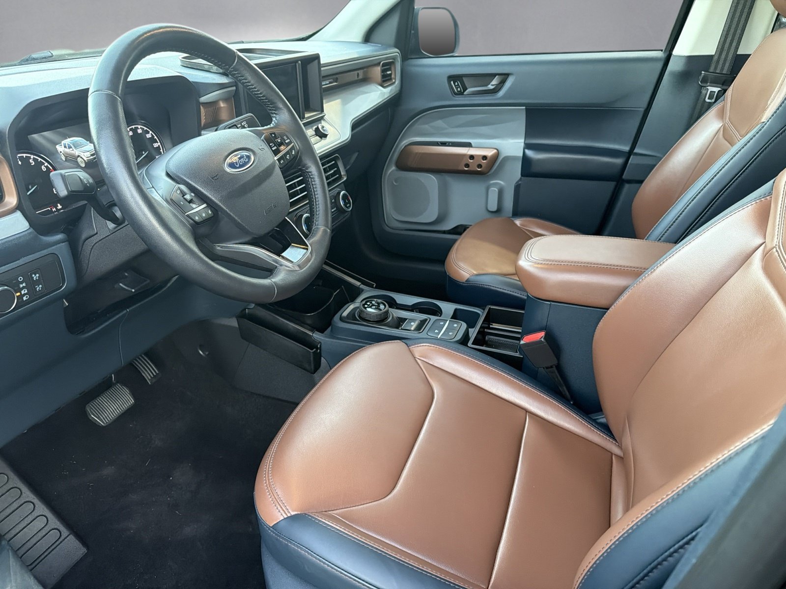 Used 2022 Black Ford Lariat image 3