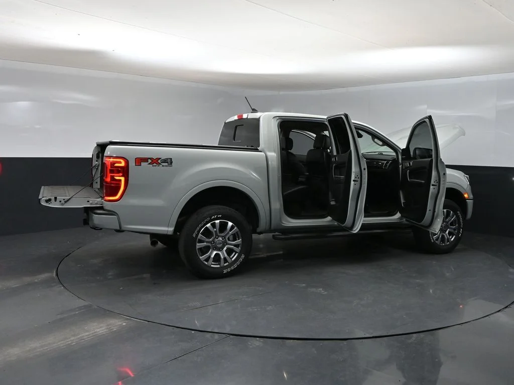 Used 2023 Green Ford Lariat image 38