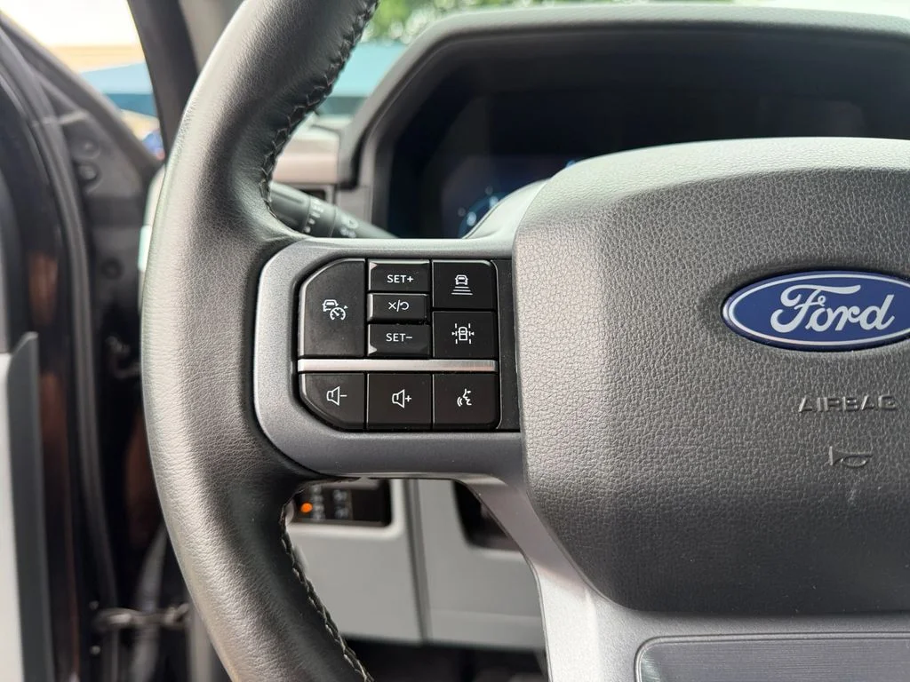 Used 2024 Black Ford XLT image 24
