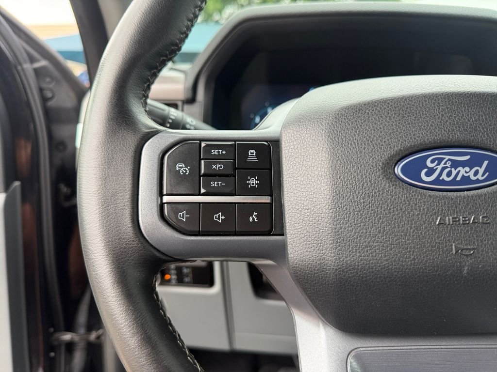 Used 2024 Black Ford XLT image 24