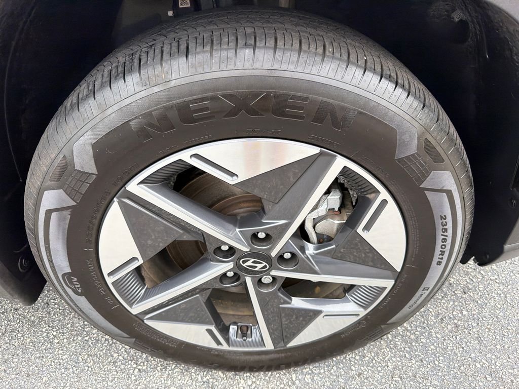Certified Used 2025 Gray Hyundai SEL Convenience image 12