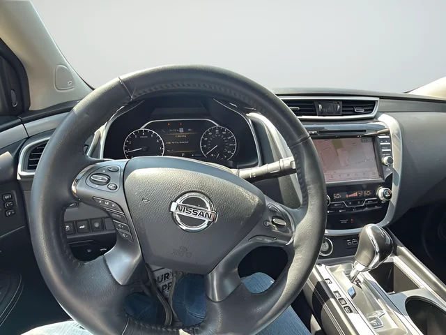 Used 2021 Black Nissan SL image 9