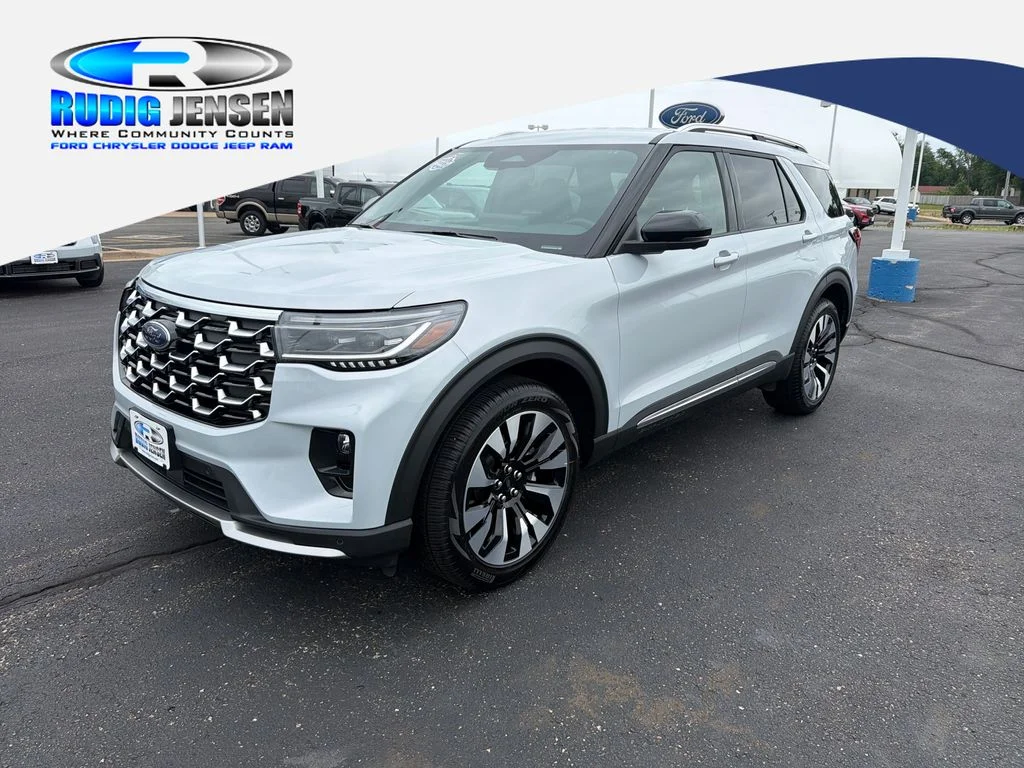 Used 2026 White Ford Platinum image 1