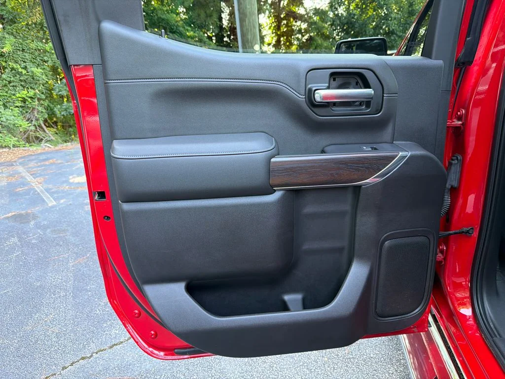 Used 2019 Red GMC SLT image 21