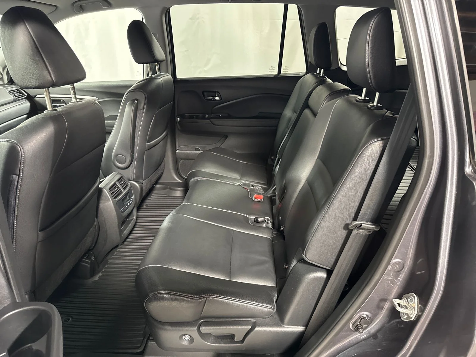 Used 2018 Modern Steel Metallic Honda EX-L image 5
