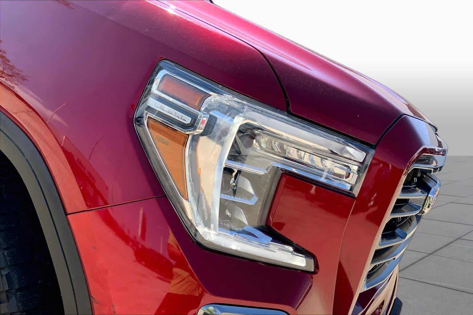 Used 2021 Cayenne Red Tintcoat GMC AT4 image 27