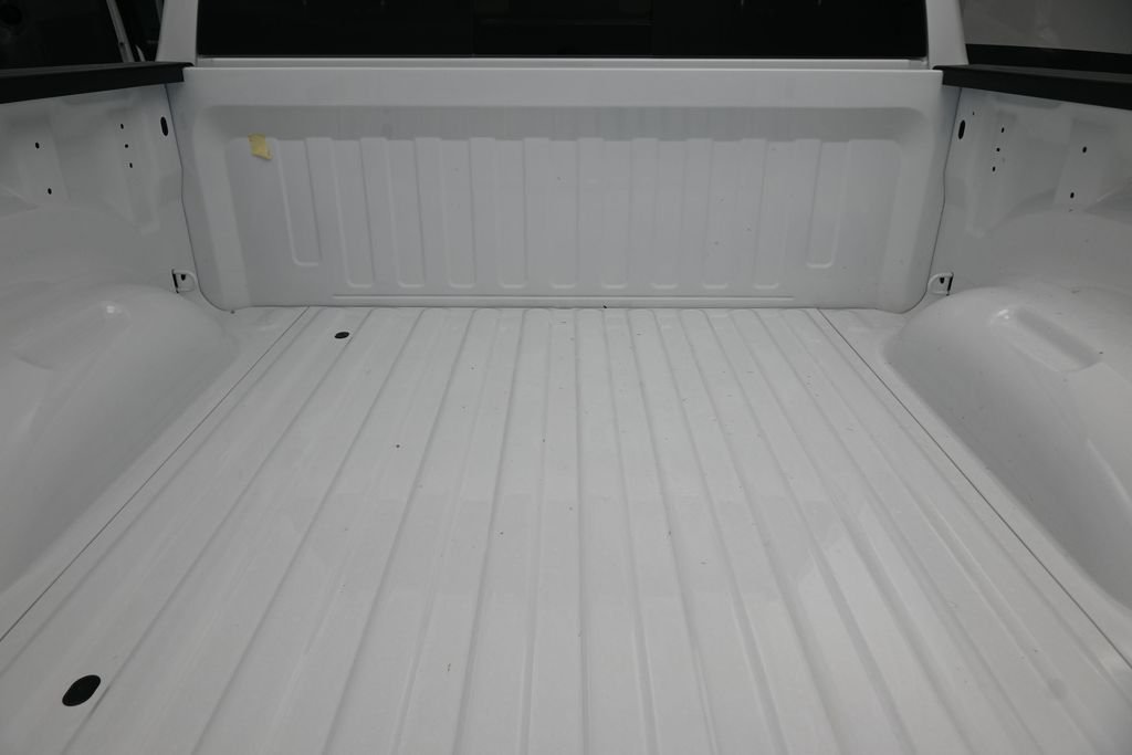 New 2026 Bright White Clear-Coat Exterior Paint RAM Tradesman image 10