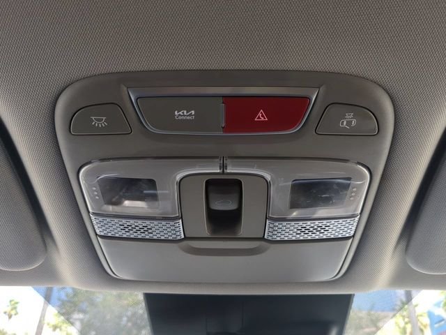 Used 2025 Black Kia S image 25