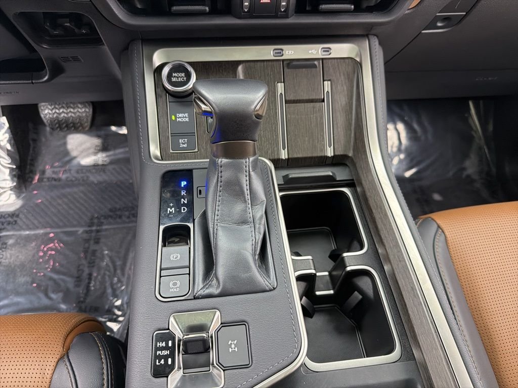 Used 2024 Gray Lexus 550 Luxury+ image 17