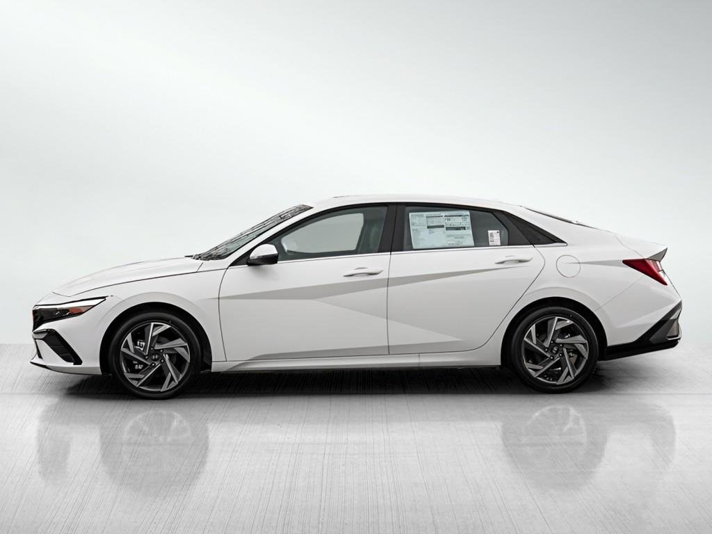 New 2026 Serenity White Hyundai Limited Sedan FWD image 28