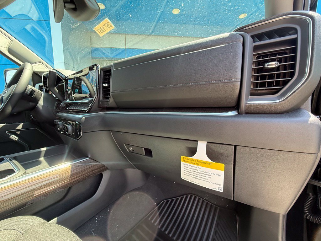 2026 Chevrolet Silverado 2500 HD LT view 15