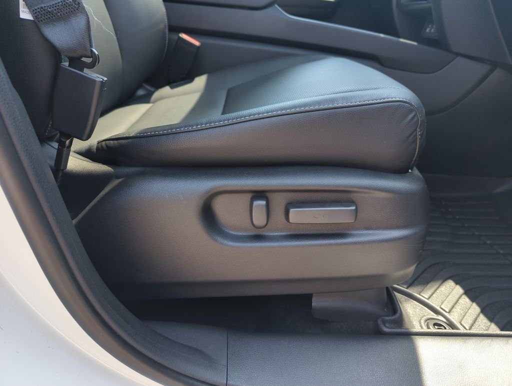 Used 2025  Honda RTL image 37