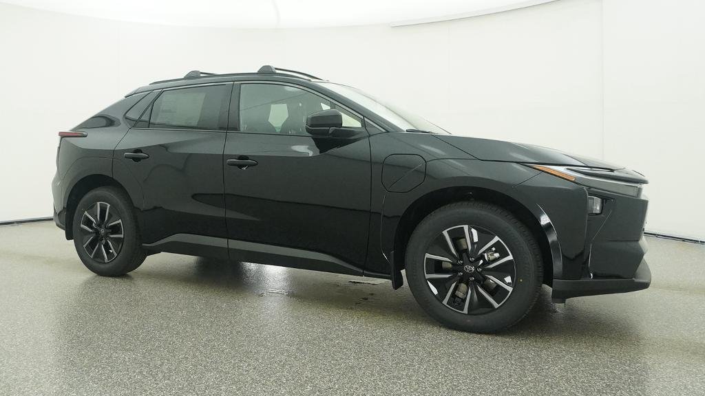 New 2026 Midnight Black Metallic Toyota XLE image 11