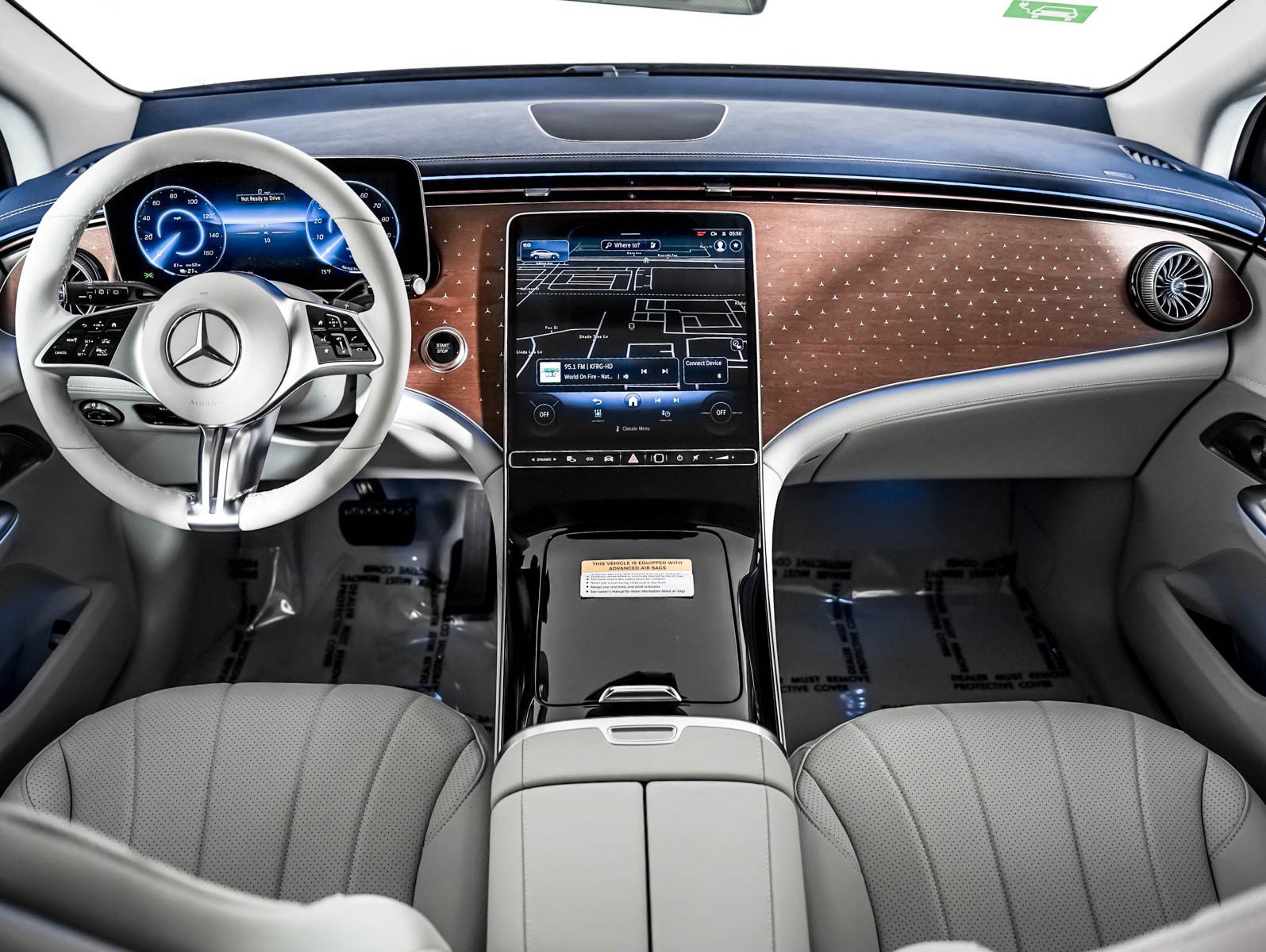 New 2027 Obsidian Black Metallic Mercedes-Benz EQE 320+ image 8