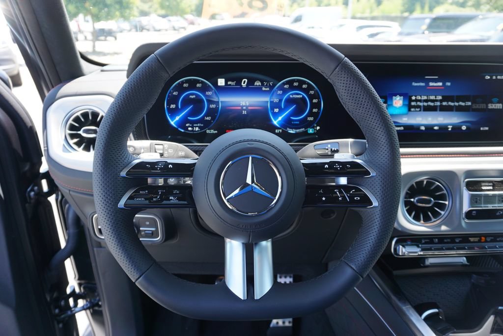 New 2027 MANUFAKTUR Night Black Magno Mercedes-Benz G 580 image 17