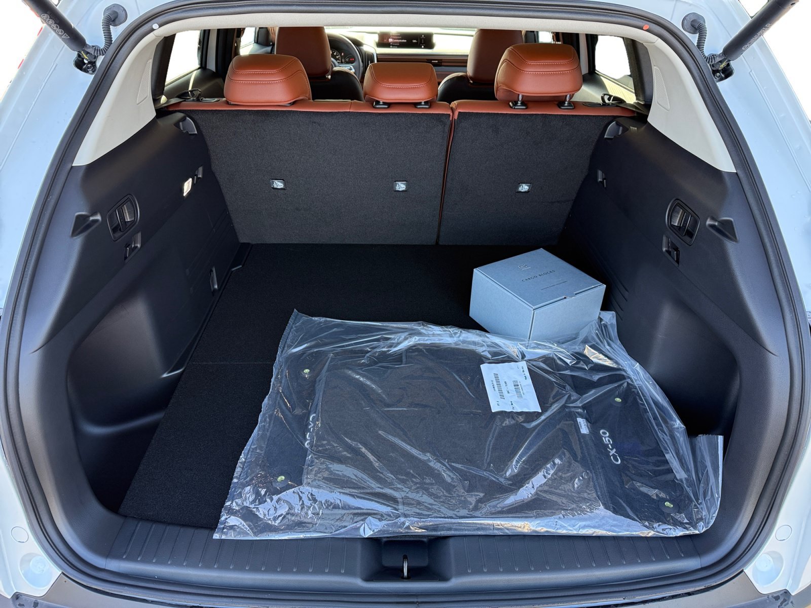 New 2026 Wind Chill Pearl Mazda 2.5 Turbo Premium Plus image 17